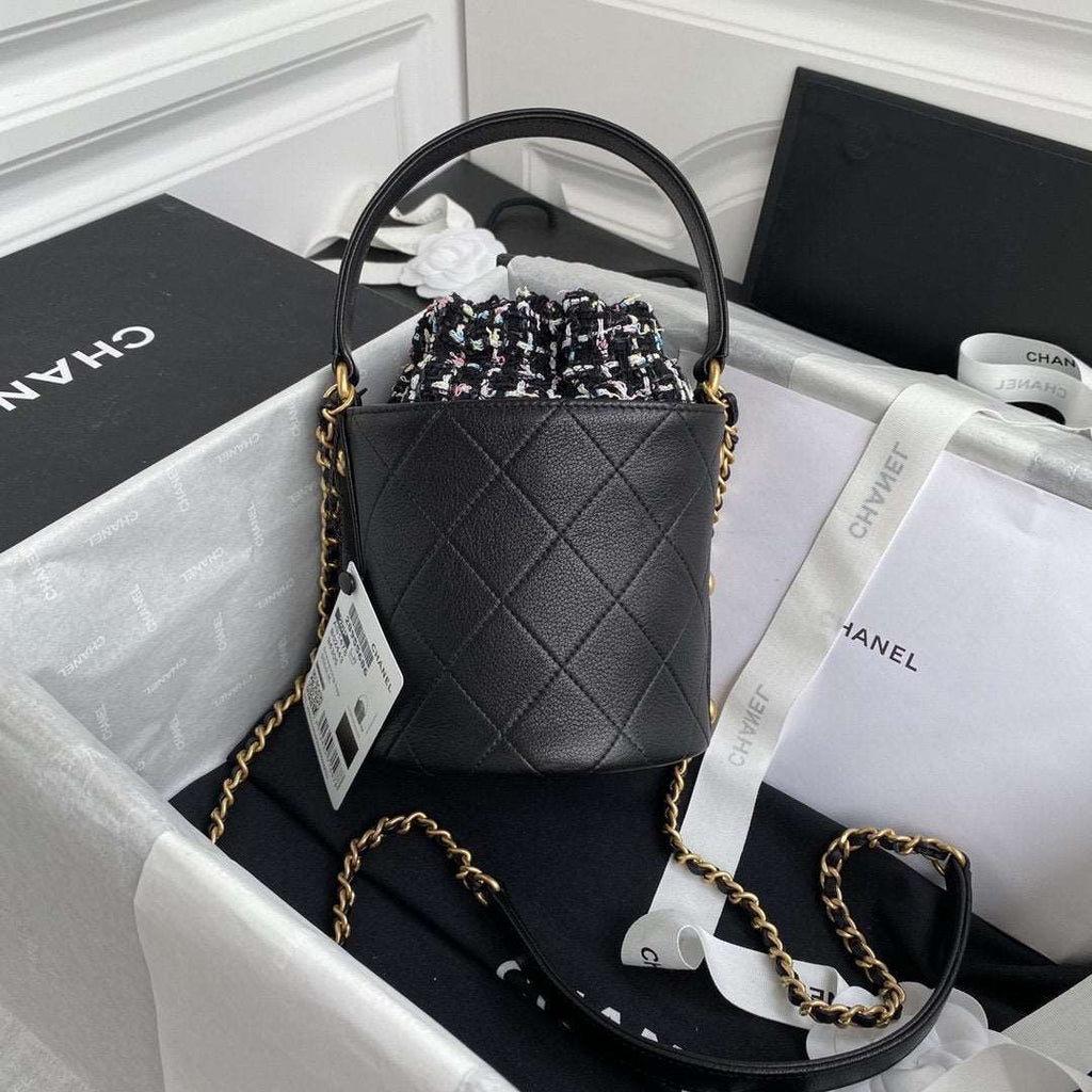 chanel-2020-tweed-soul-bucket-bag-black-copy Crossbody