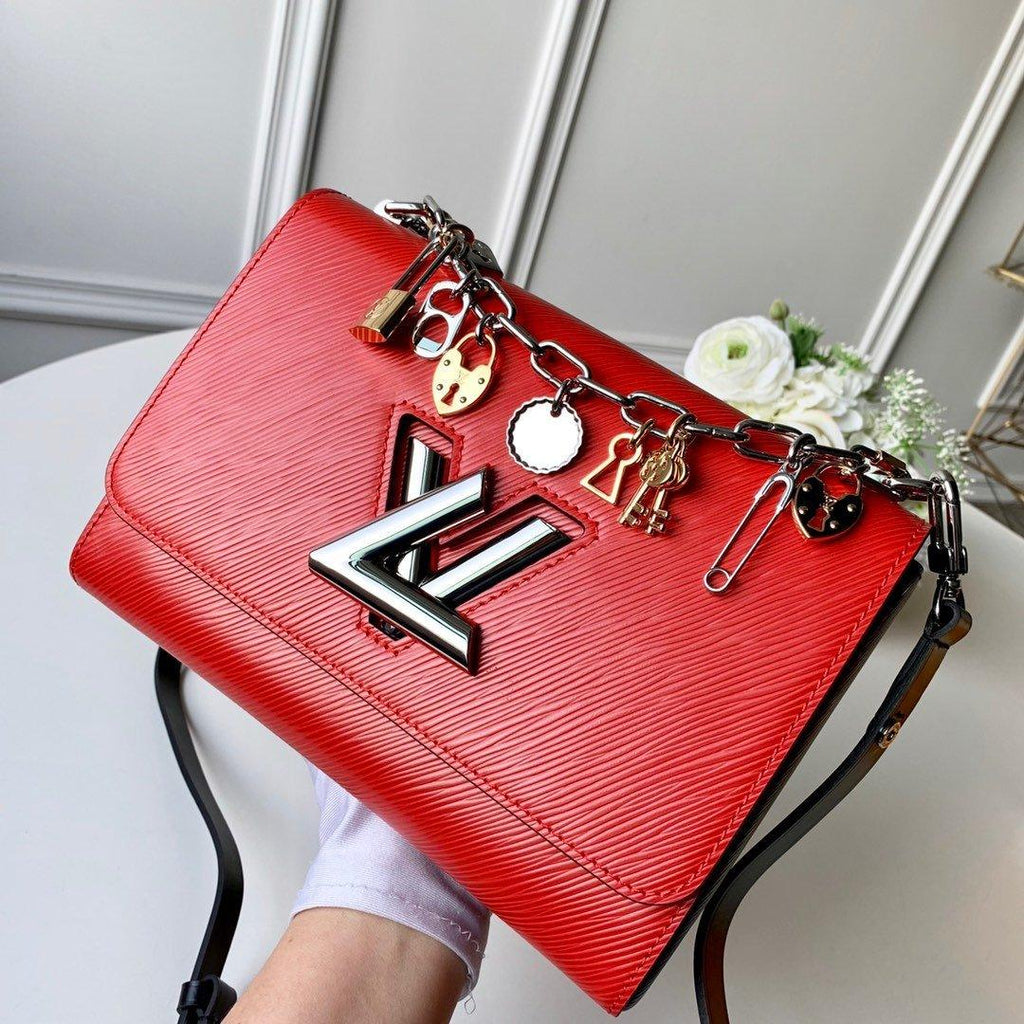 twist-mm-6 Crossbody