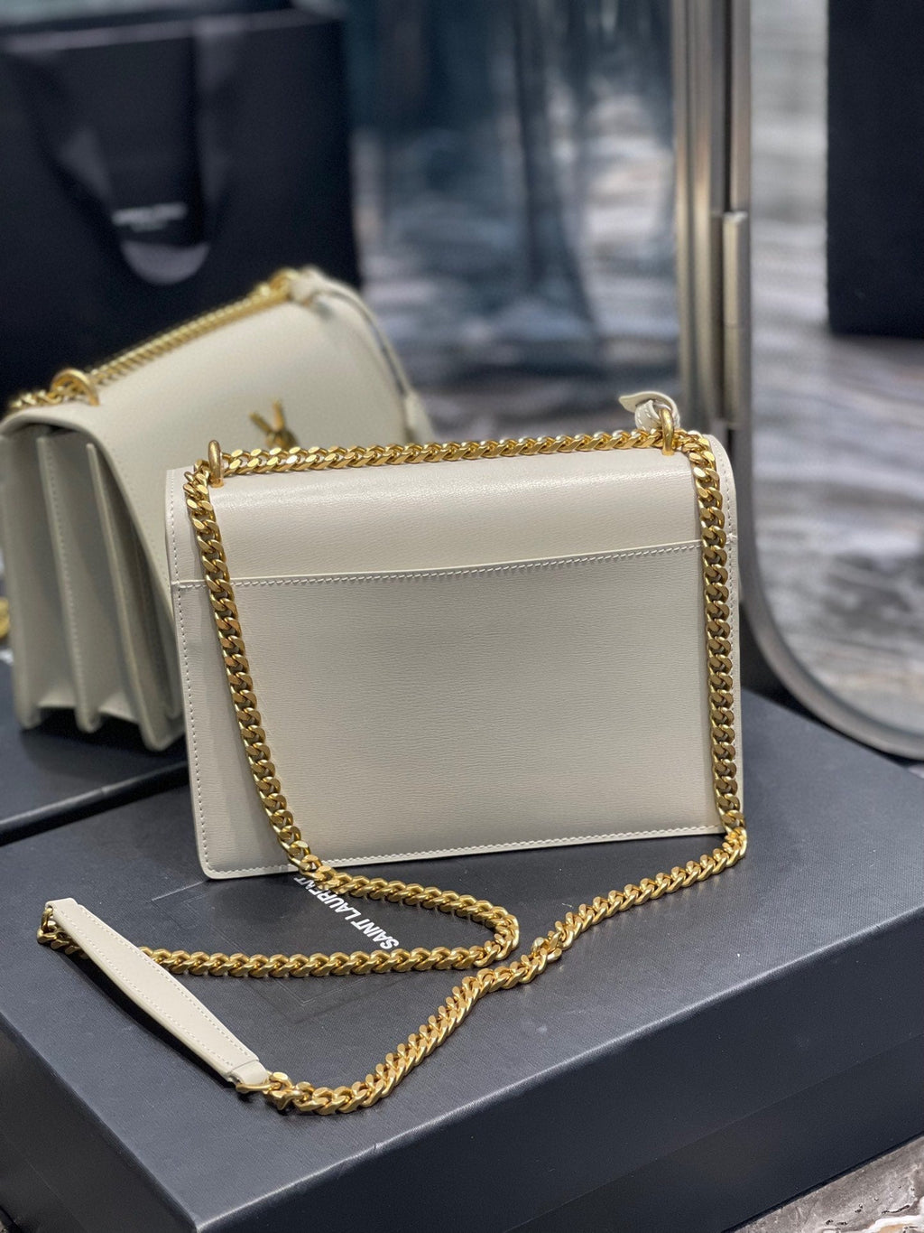 ysl-medium-sunset-bag-22-white-lambskin-gold-tone-22-x-16-x-8cm Crossbody