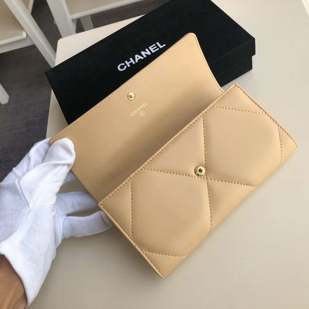 chanel-19-quilted-flap-wallet-long-goatskin-copy ohter