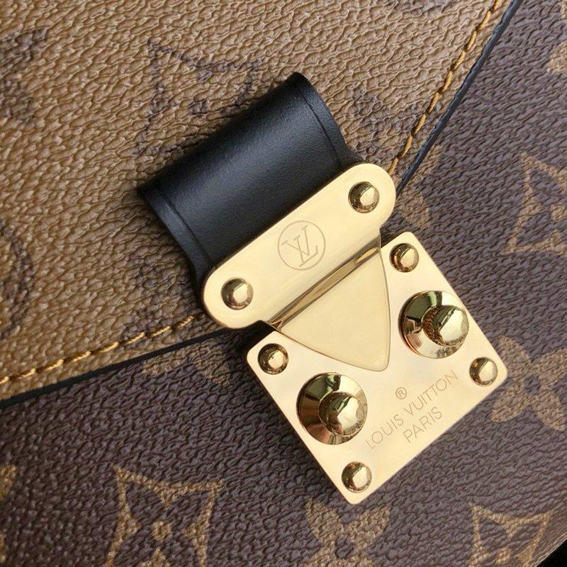 louis-vuitton-bag-14 Crossbody