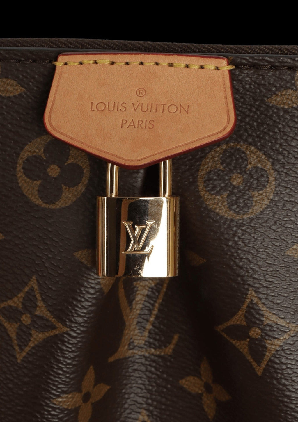 louis-vuitton-21st-century-monogram-boetie-pm-satchel-32-x-13-x-29-cm Handle