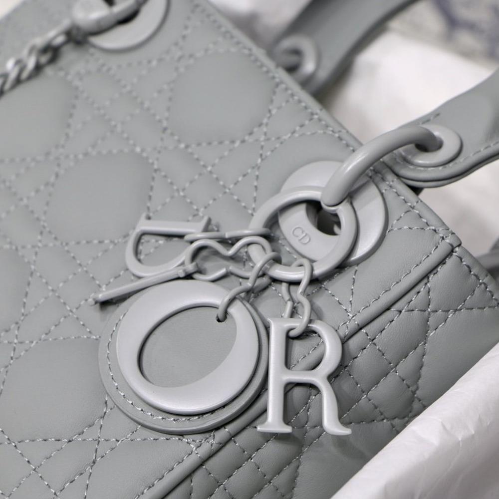 lady-dior-my-abcdior-bag-5 Handle
