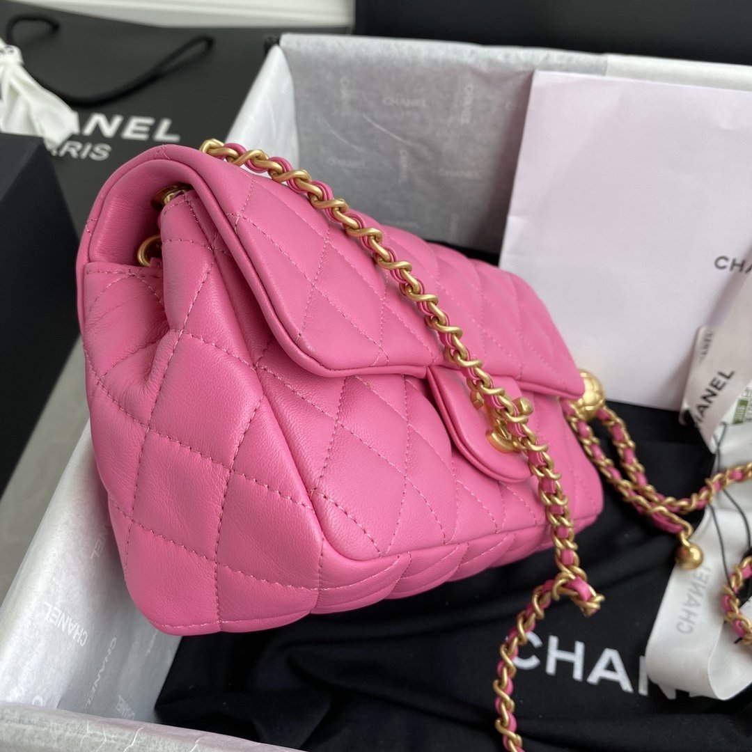 mini-flap-bag-4 Crossbody