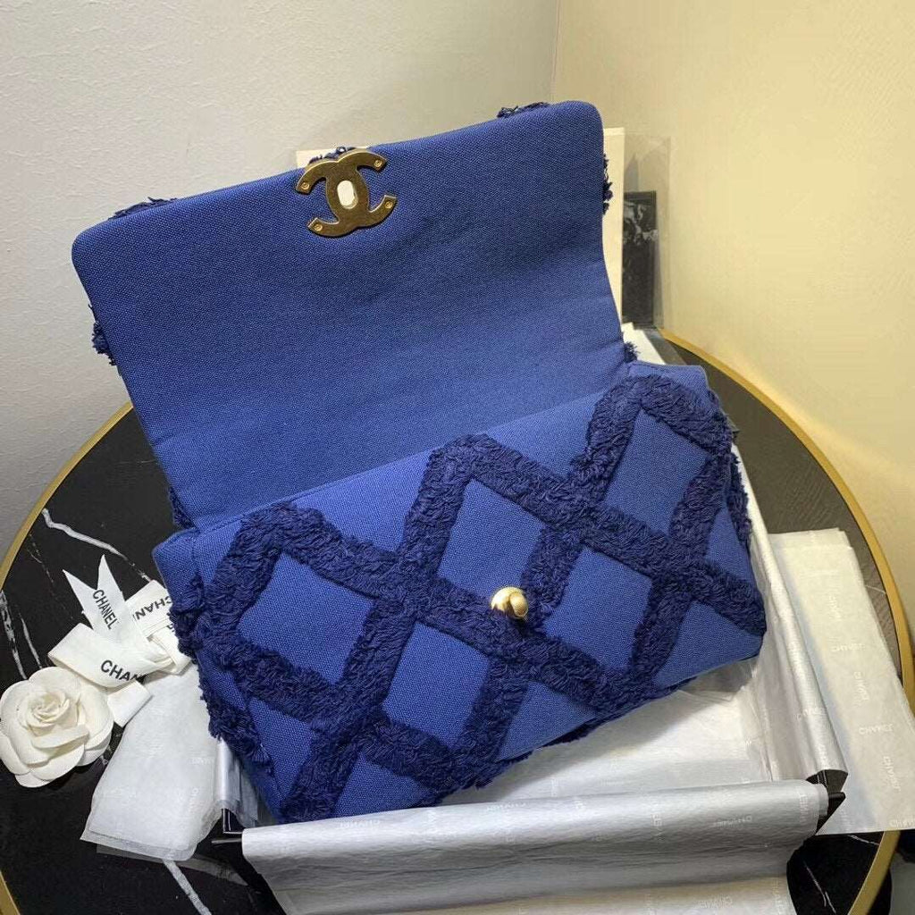 chanel-19-flap-bag-5 Crossbody
