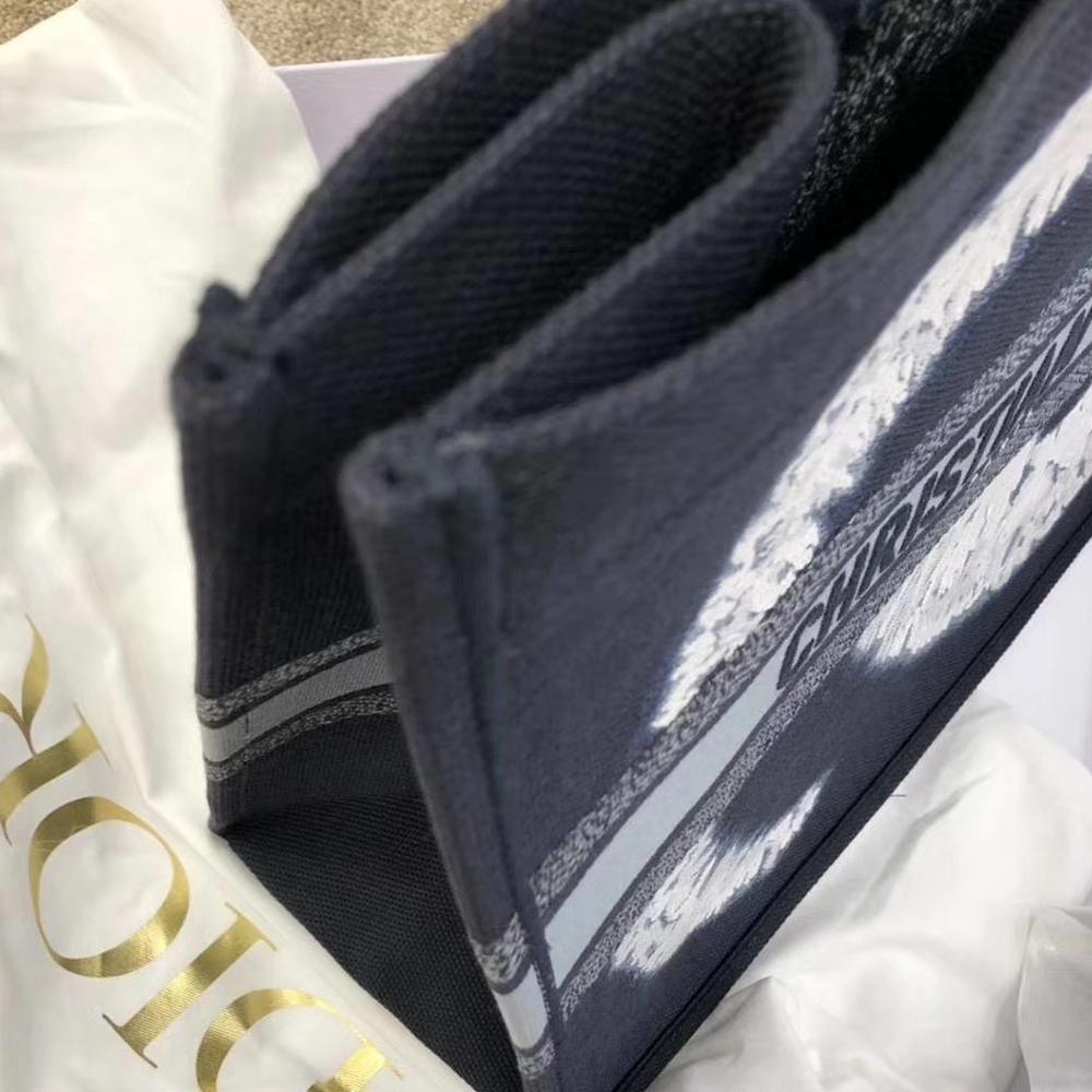 dior-book-tote Tote