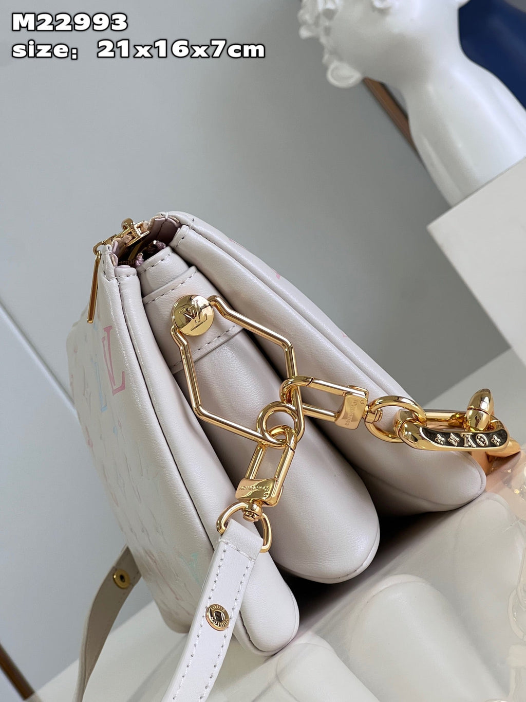 louis-vuitton-coussin-bb-milkway-20-x-16-x-7-cm Shoulder