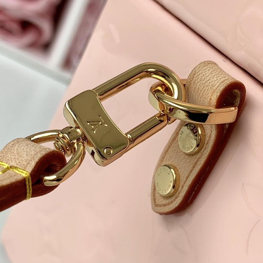 louis-vuitton-bleeker-box-bag-4 Crossbody