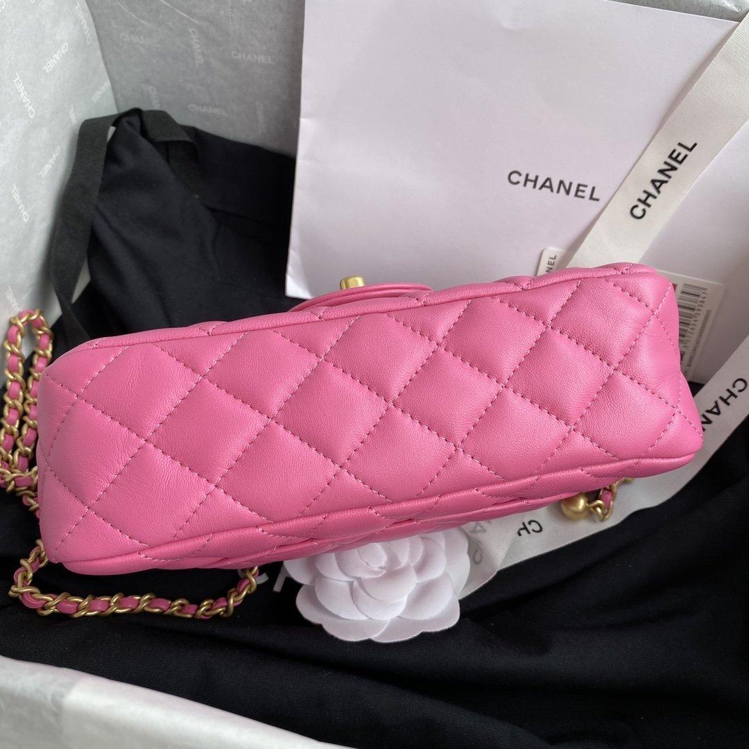 mini-flap-bag-4 Crossbody