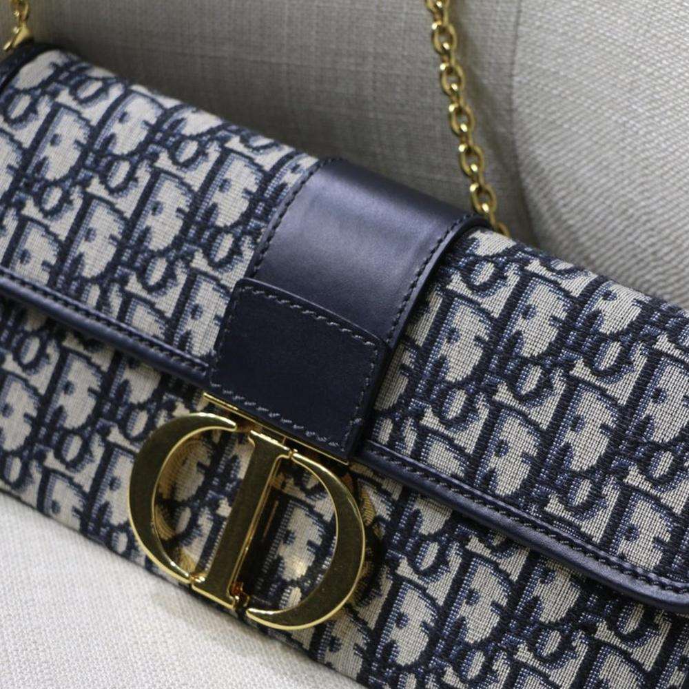 30-montaigne-pouch-6 Crossbody