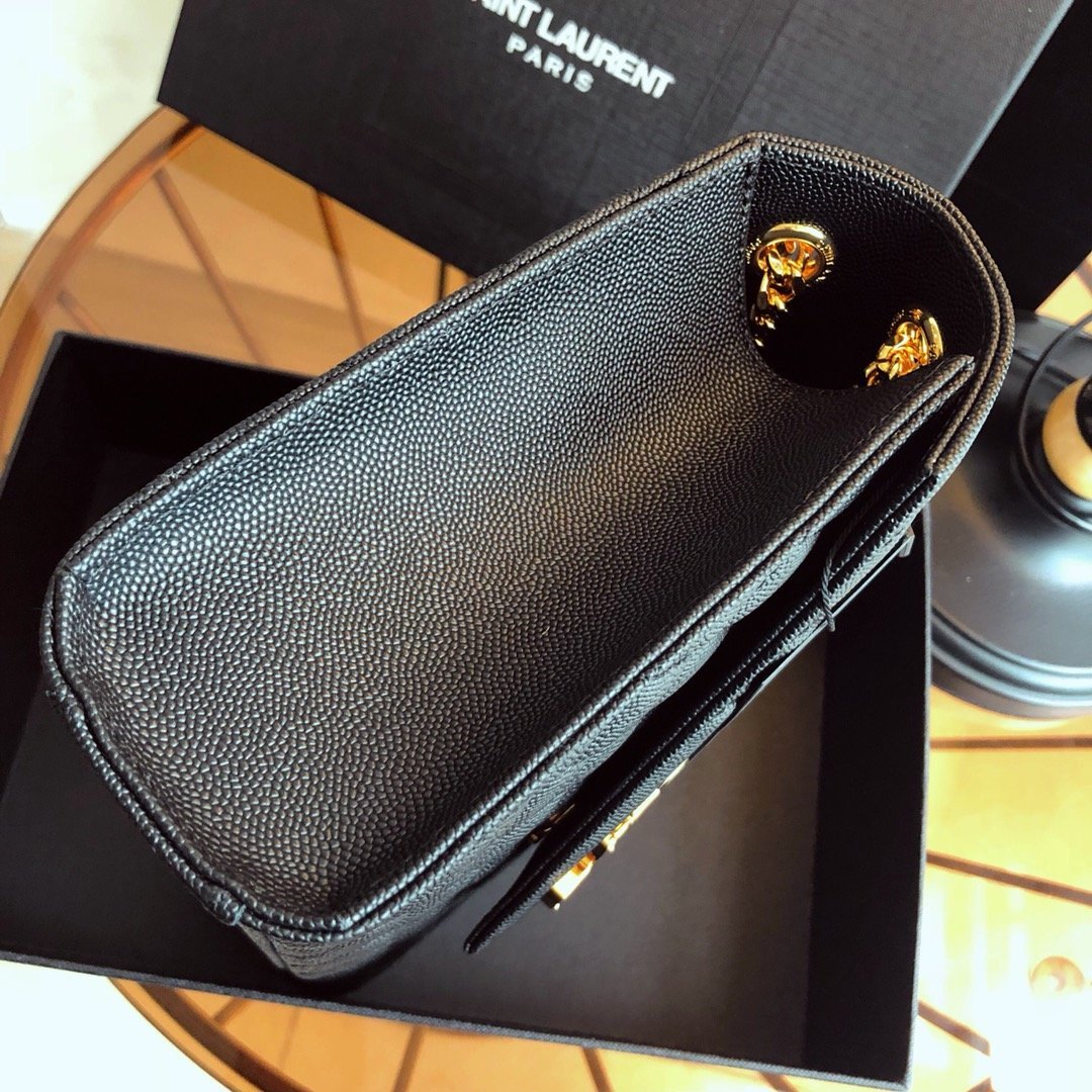 envelope-small-bag-3 Handle