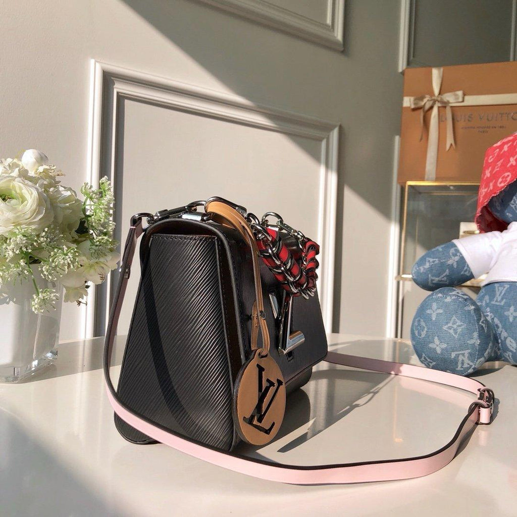 twist-mm-12 Crossbody