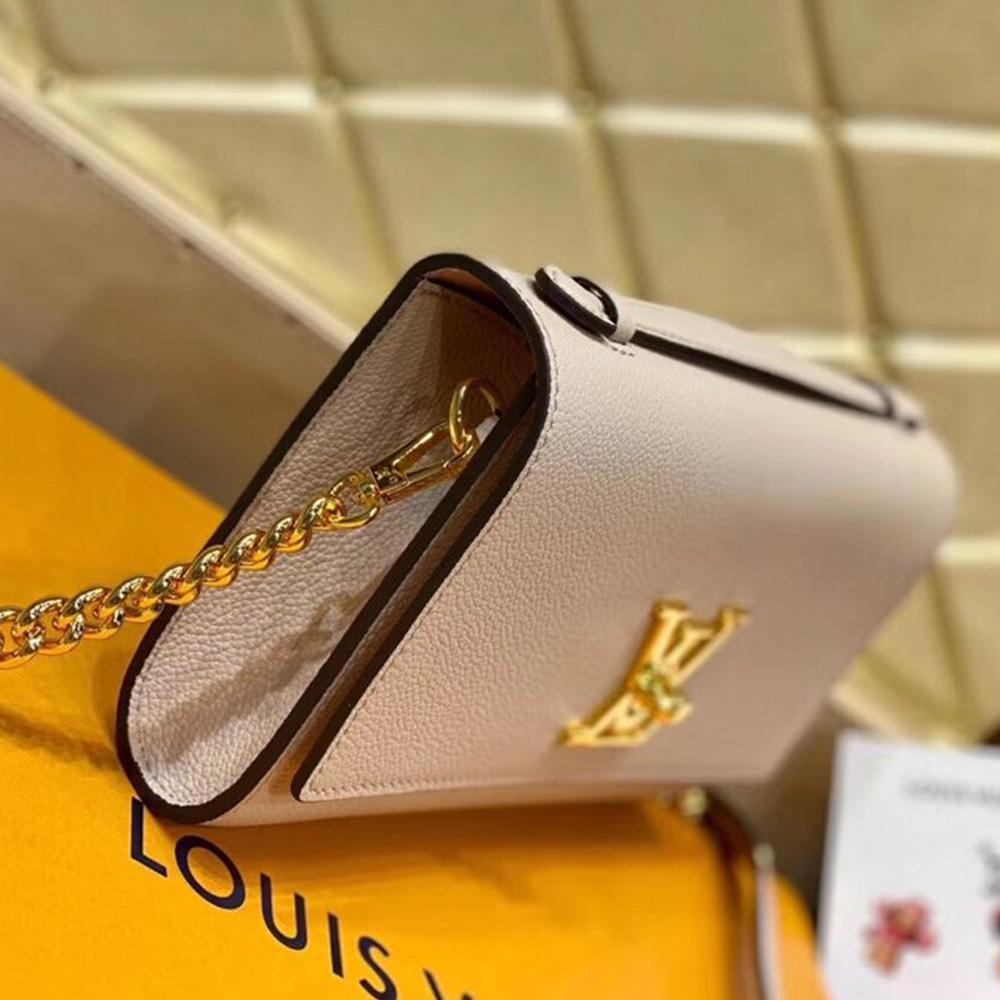 lv-twist-chain-wallet Shoulder