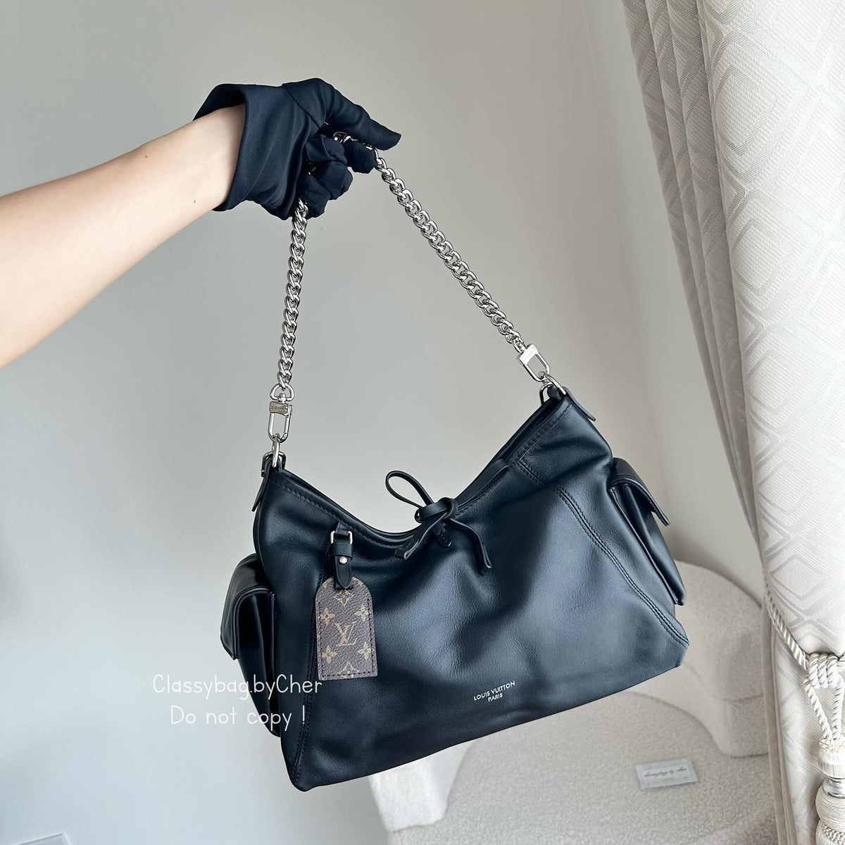 louis-vuitton-carryall-cargo-handbag Shoulder