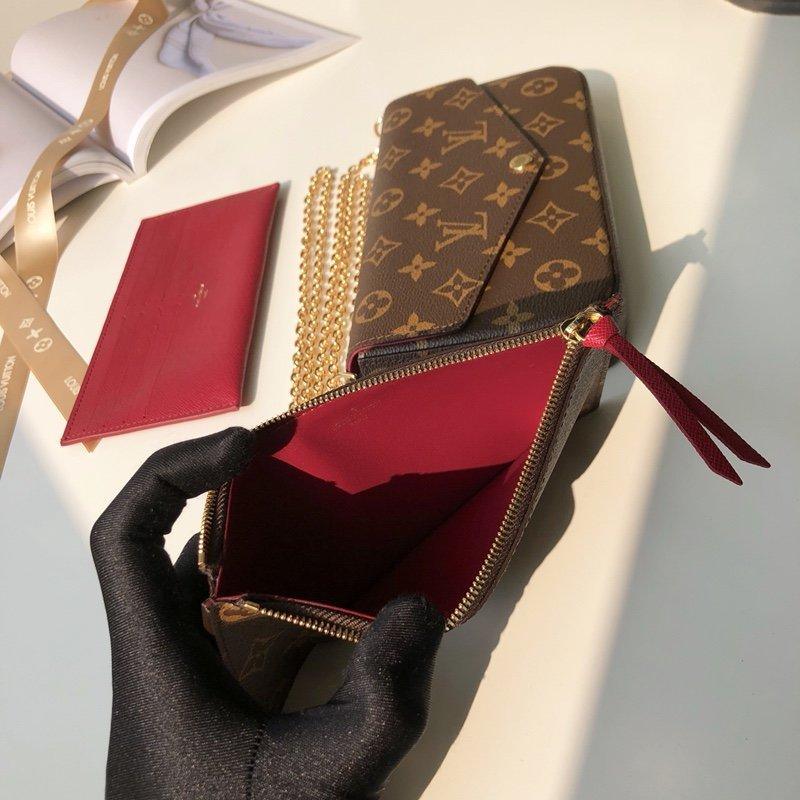 louis-vuitton-wallet-24 Crossbody