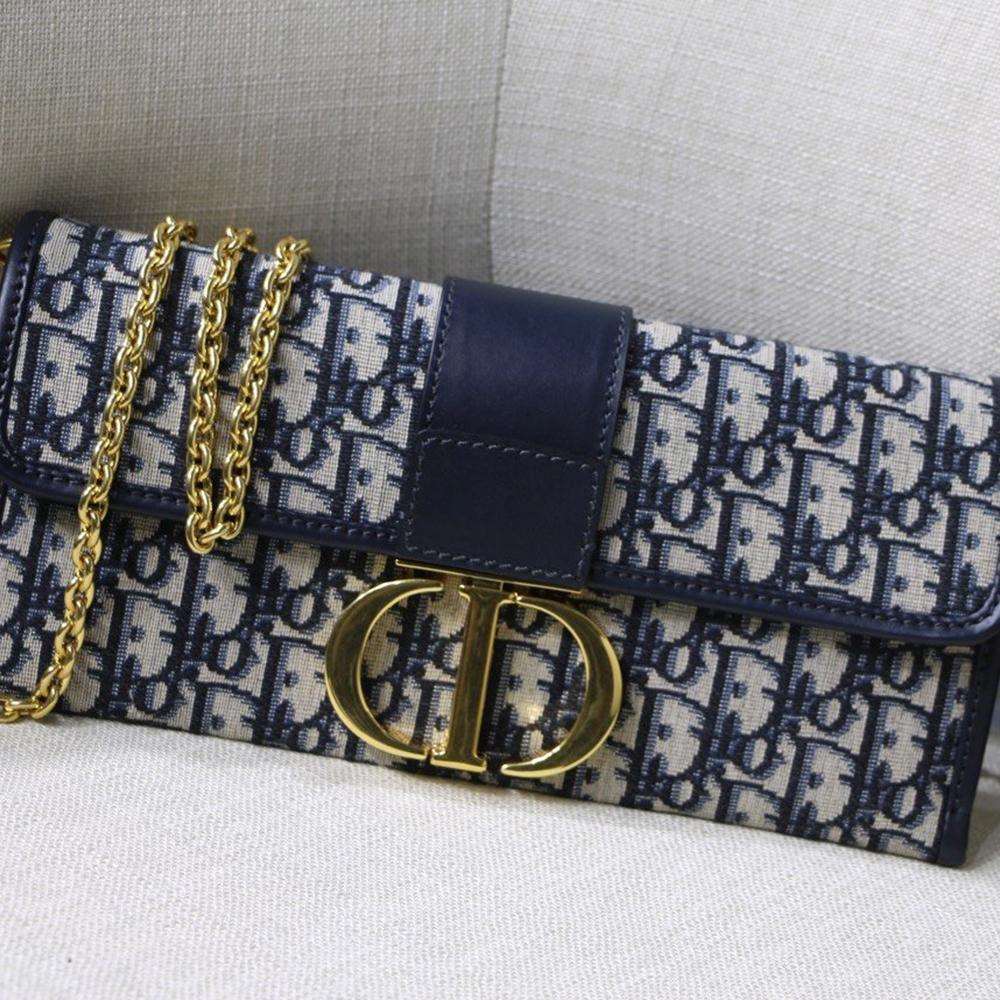 30-montaigne-pouch-6 Crossbody