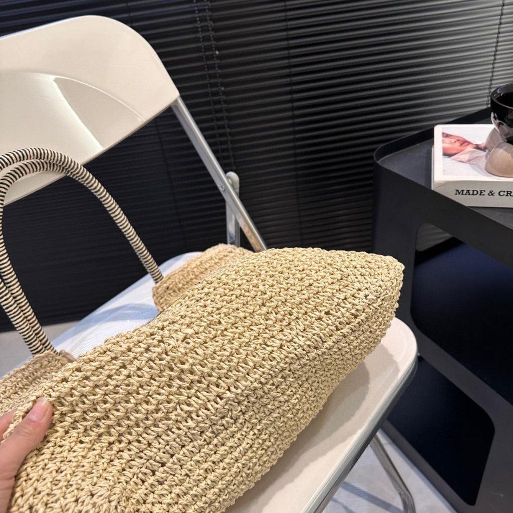 saint-laurent-ysl-raffia-bag Tote