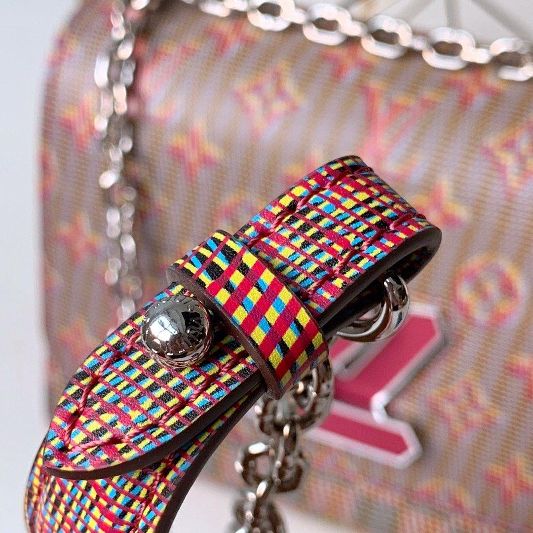 twist-mm-9 Crossbody
