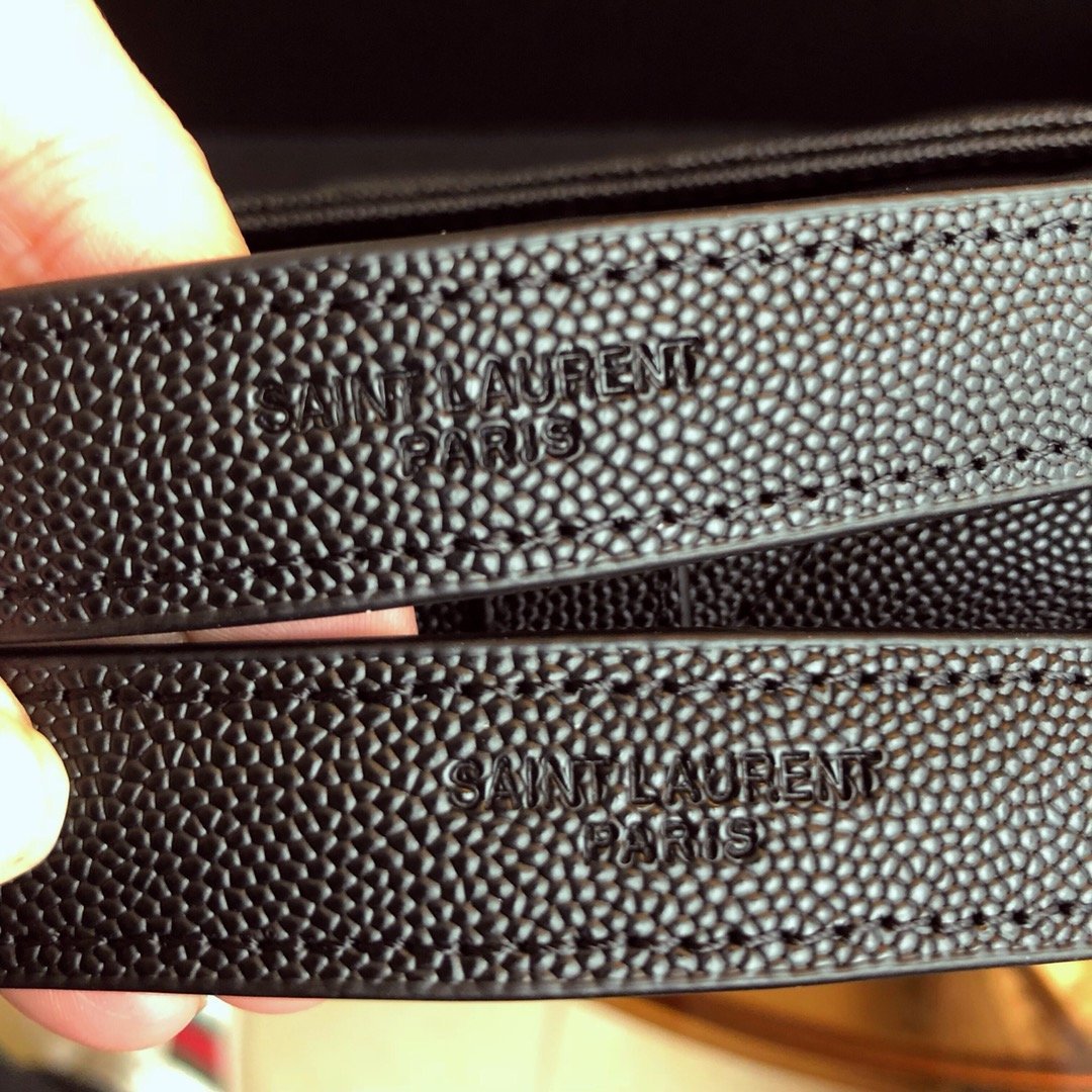 envelope-small-bag-3 Handle