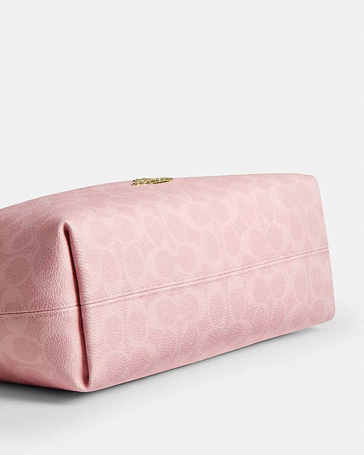 coach-signature-laurel Shoulder