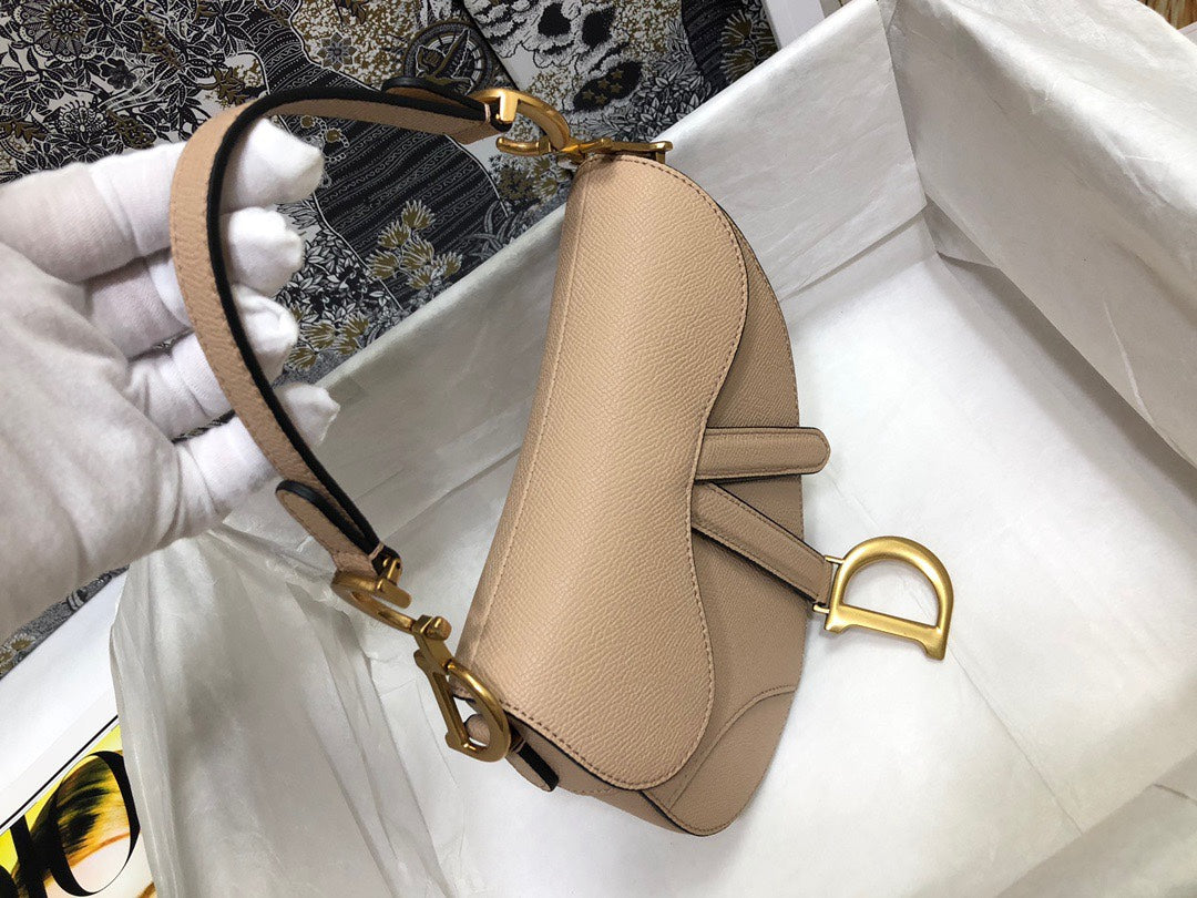 dior-saddle-small-nude-color-21x18x5-cm Shoulder