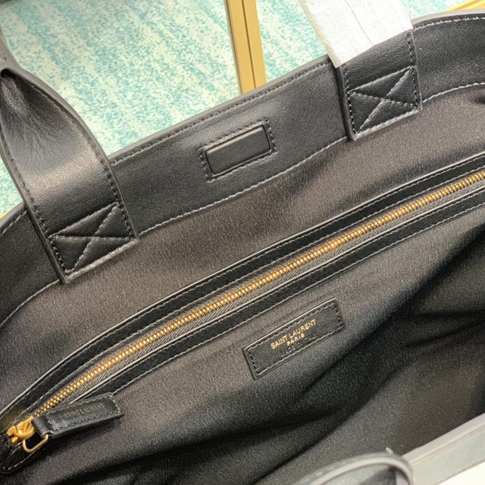 tag-hobo-bag Tote