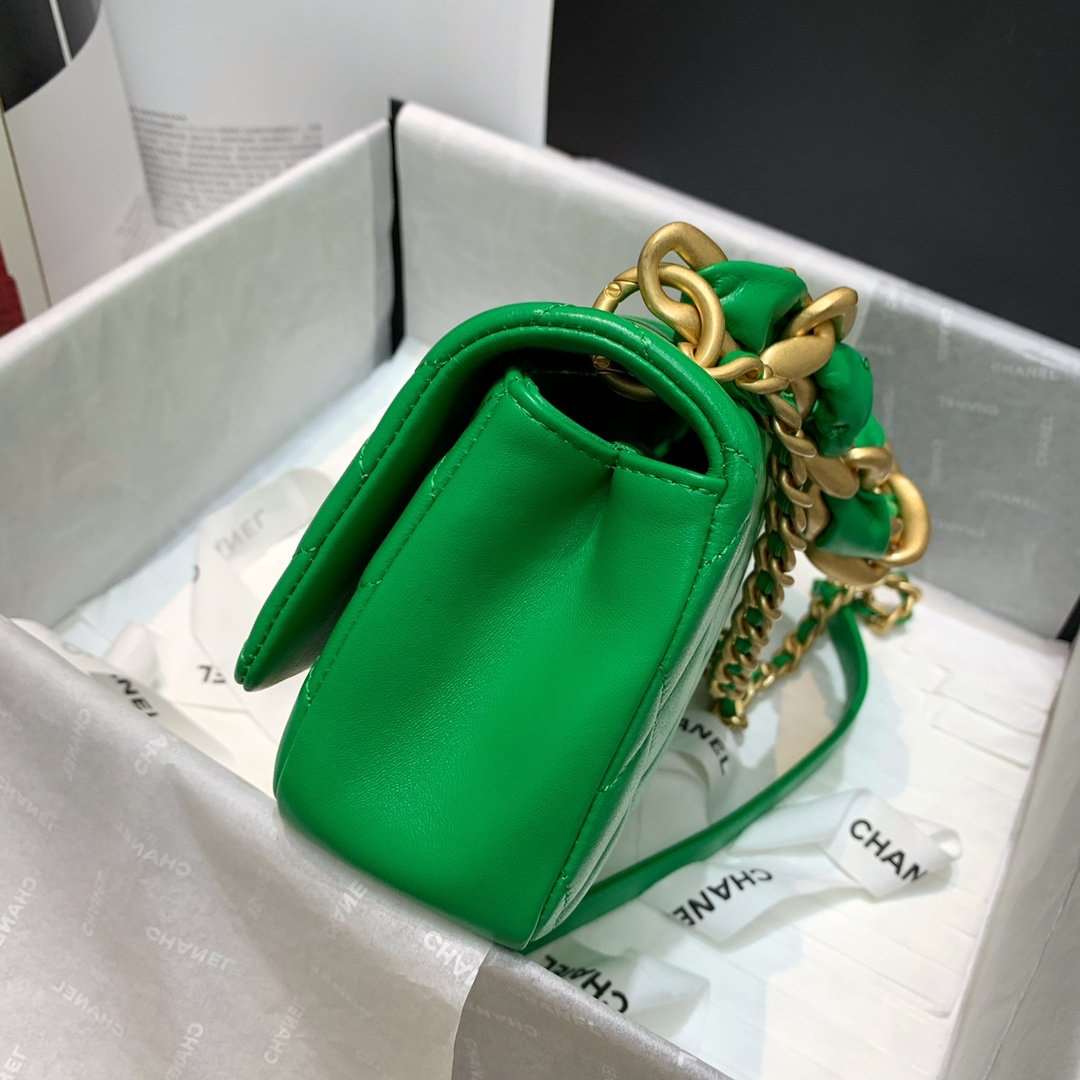 copy-chanel-flap-bag-with-handle Handle