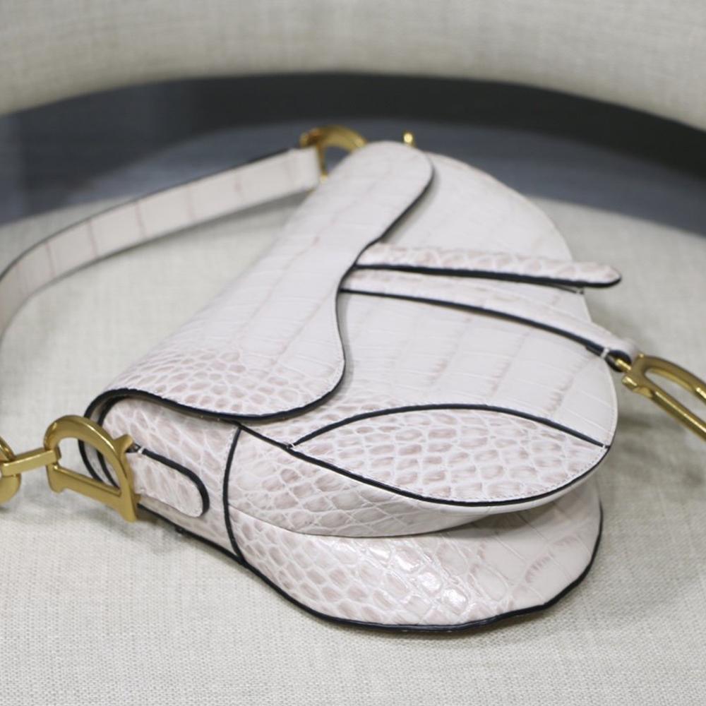 saddle-bag-16 Shoulder