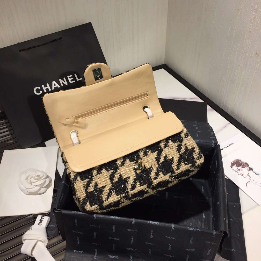 chanel-19-flap-bag-copy-1 Handle