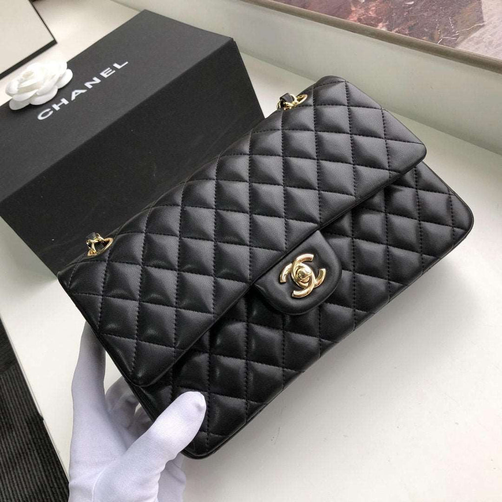 chanel-flap-bag Crossbody