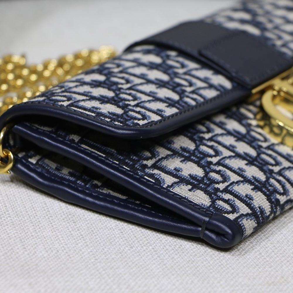 30-montaigne-pouch-6 Crossbody