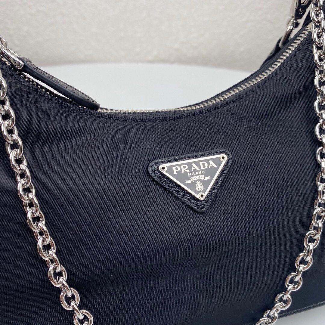 prada-re-edition-2005-nylon-bag-7 Crossbody