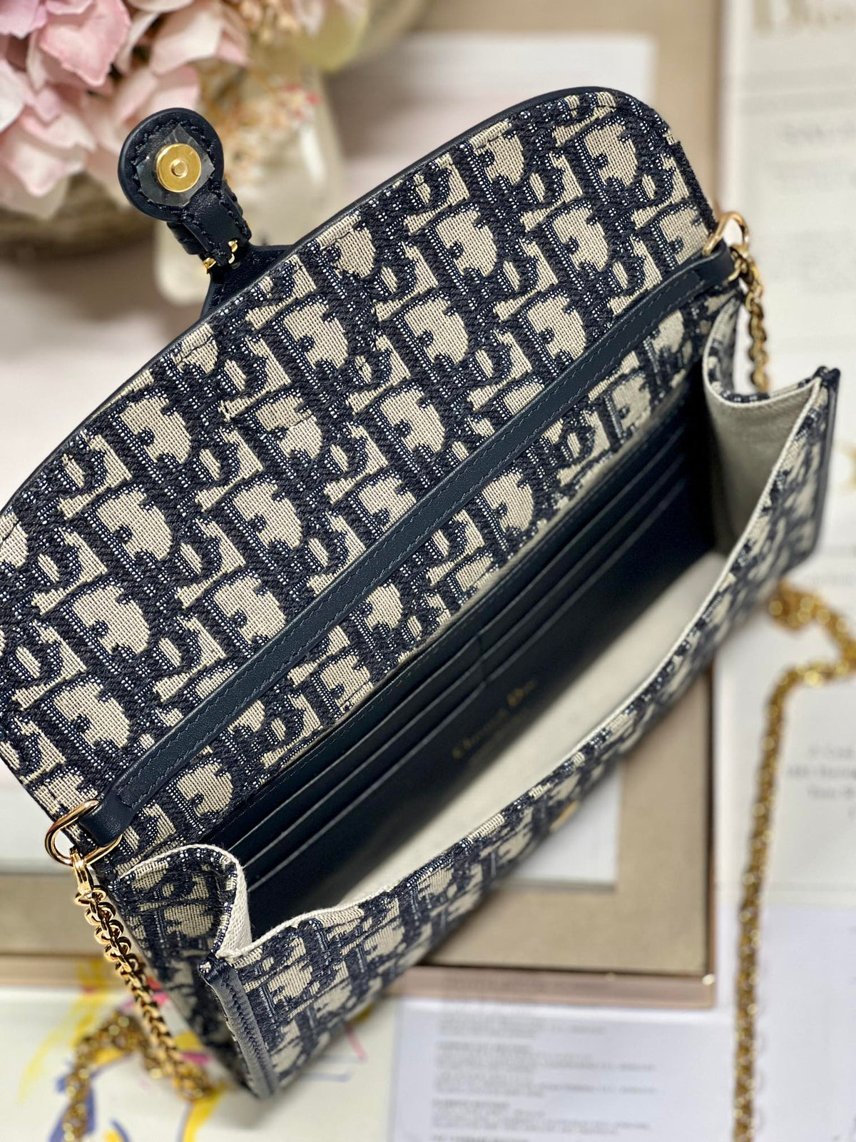 dior-bobby-wallet-on-chain-east-west-blue-oblique-jacquard-21-5-12-4cm Crossbody