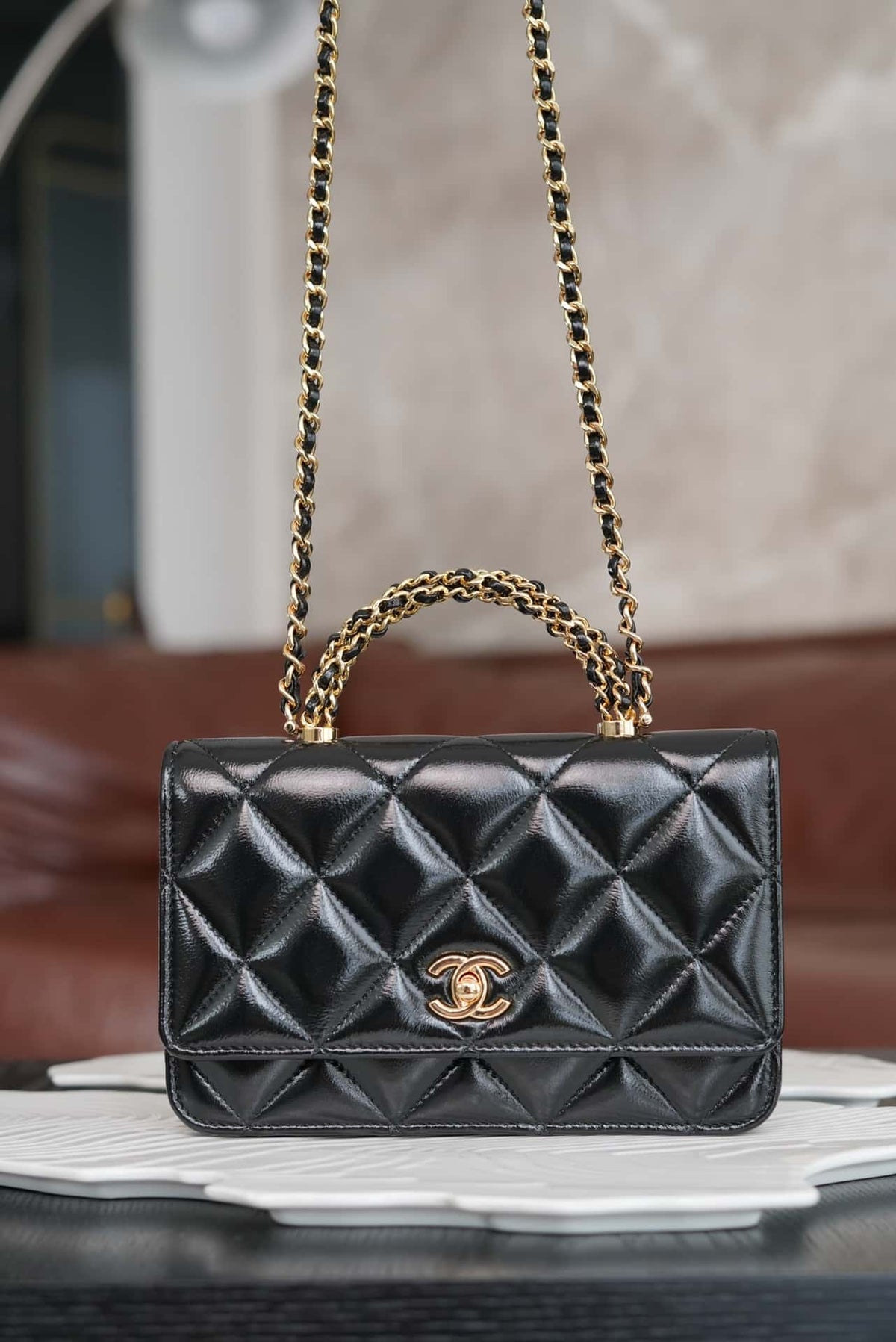 chanel-24b-woc-top-handle-in-black-shiny-lambskin-ghw Handle