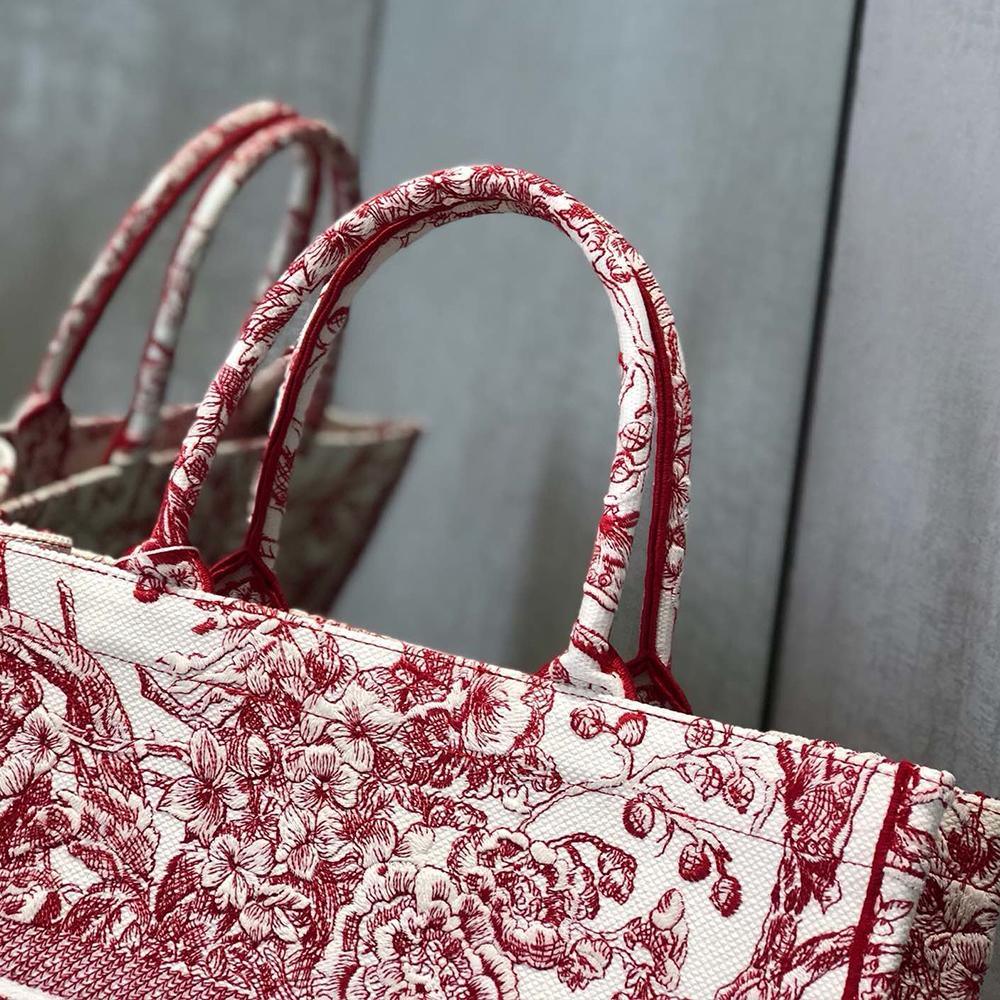 dior-book-tote-19 Tote