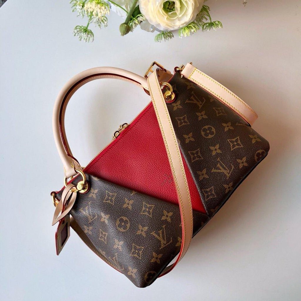 v-tote-mm Tote