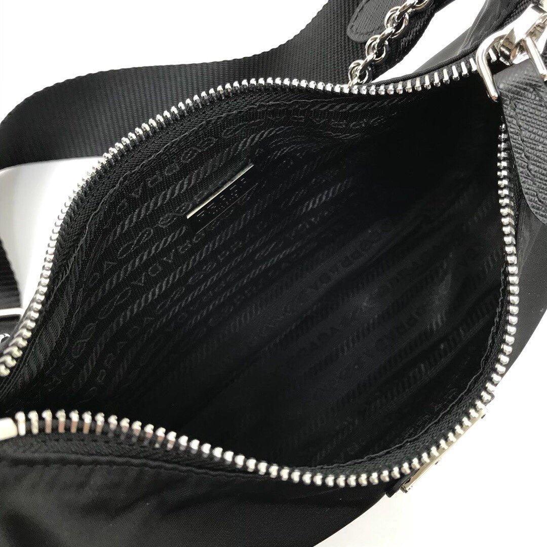 prada-re-edition-2005-nylon-bag-7 Crossbody