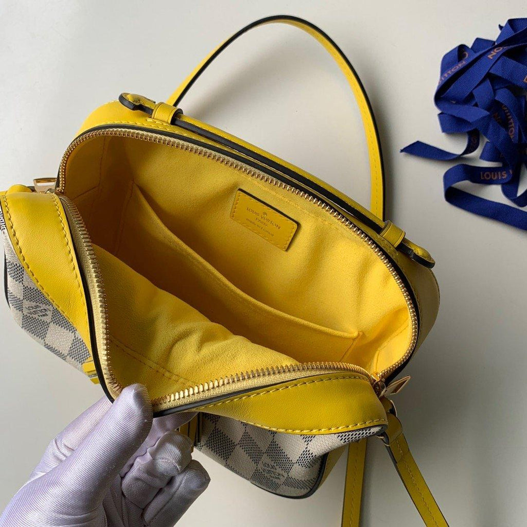 louis-vuitton-bag-28 Crossbody