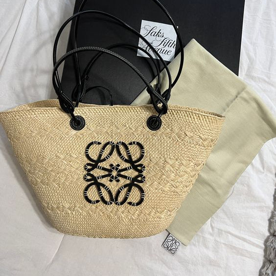 loewe-sunday-neeti-black-raffia-bag Shoulder