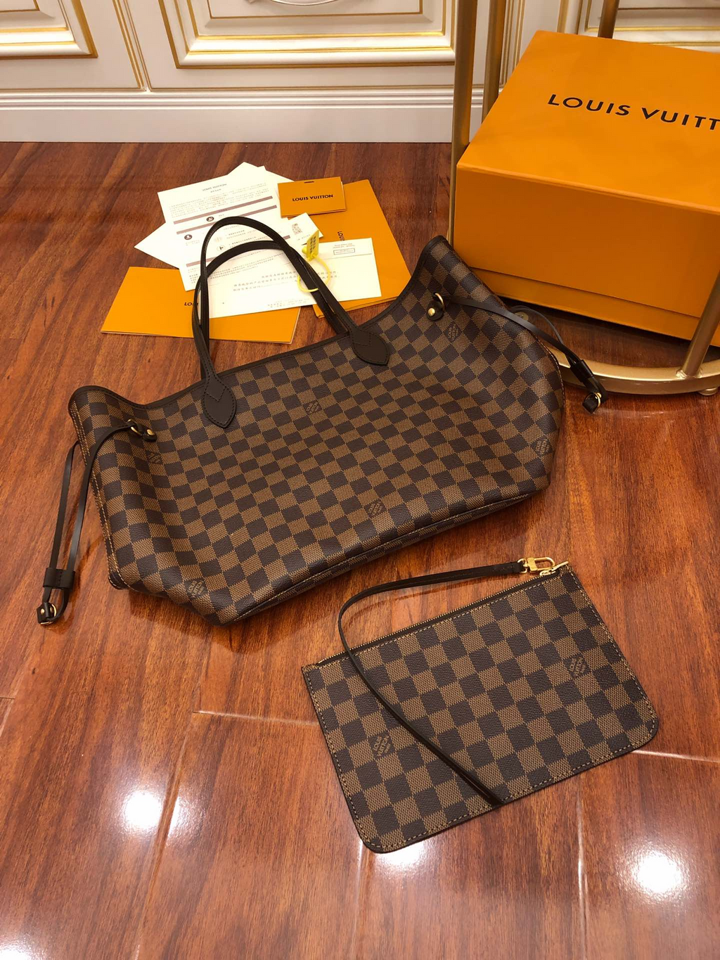 louis-vuitton-ebene-monogram-leather-bag-1 Tote