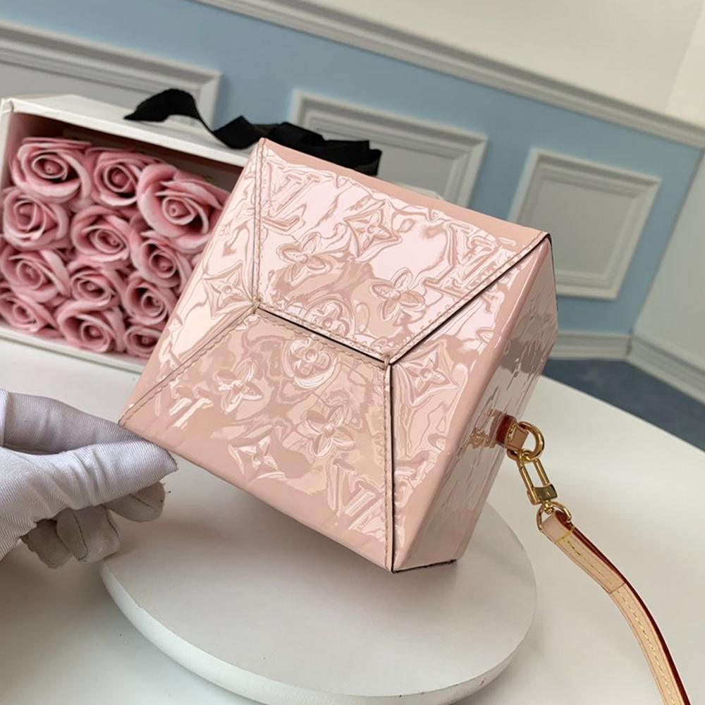 louis-vuitton-bleeker-box-bag-4 Crossbody