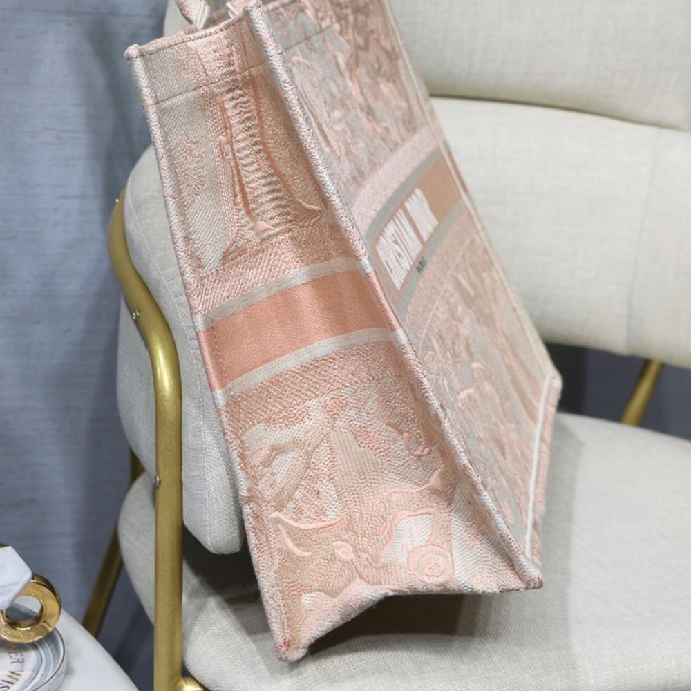 dior-book-tote-8 Tote