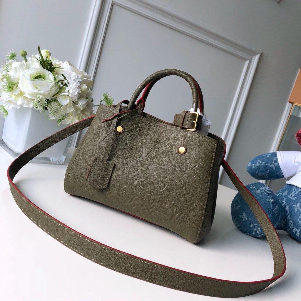montaigne-mm-2 Crossbody