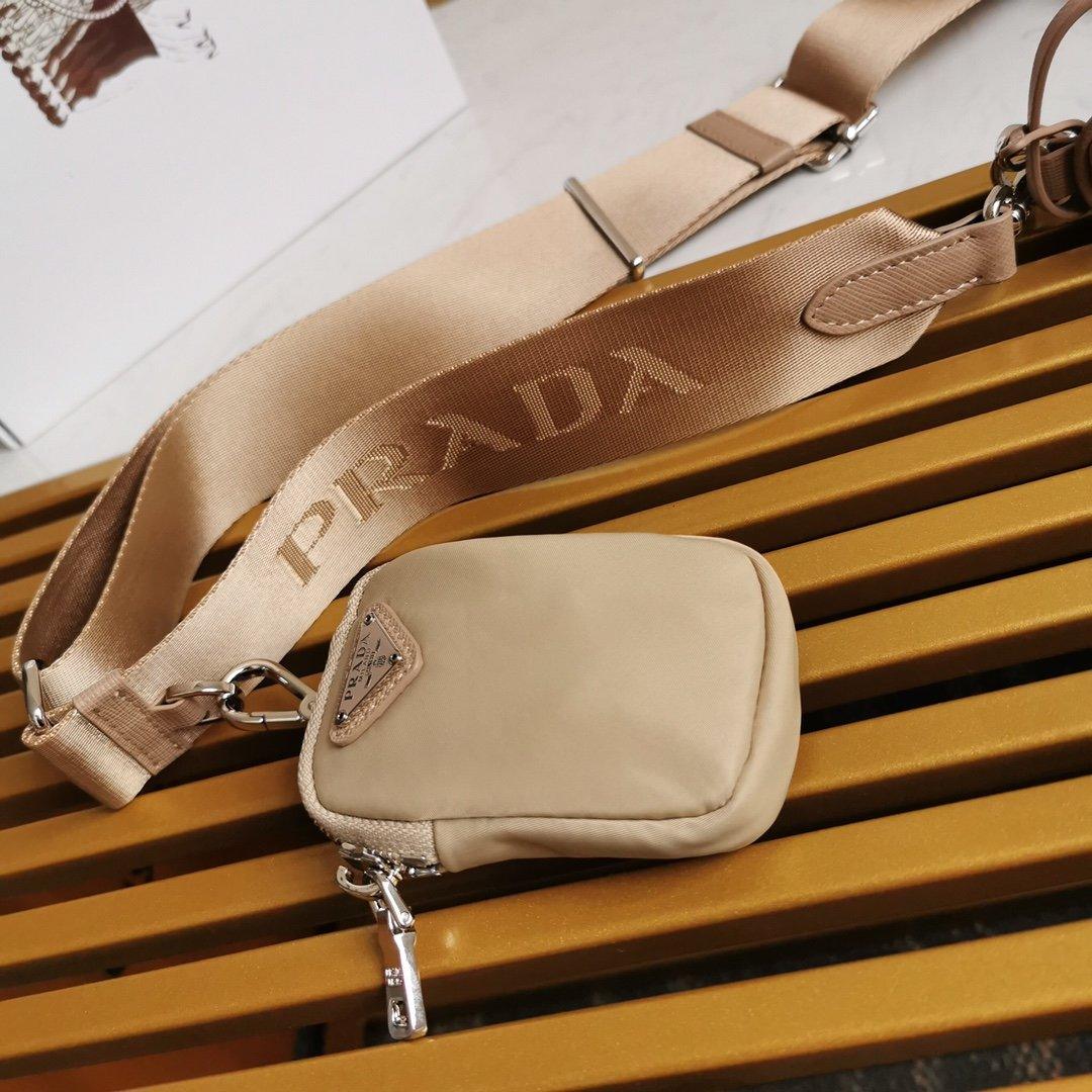 prada-re-edition-2005-nylon-bag-10 Crossbody