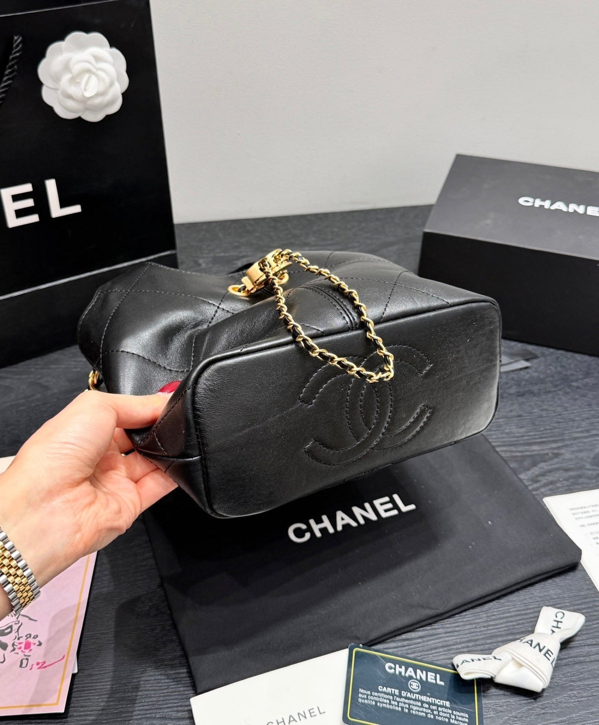 serenityll-200107-chanel-bag Tote