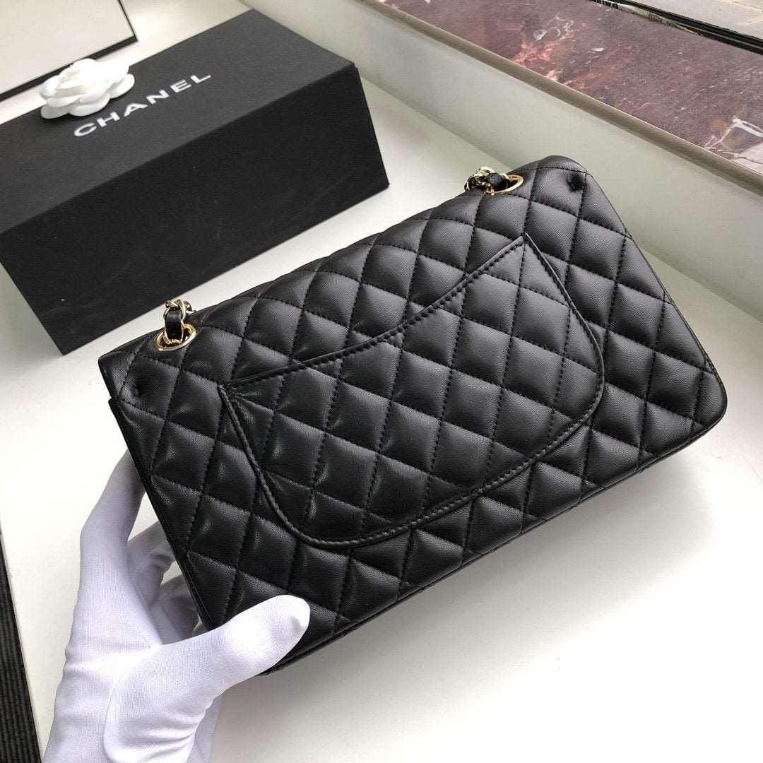 chanel-flap-bag Crossbody