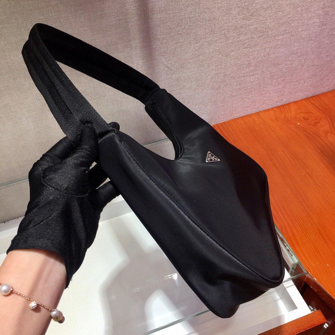 re-edition-2000-nylon-mini-bag Shoulder