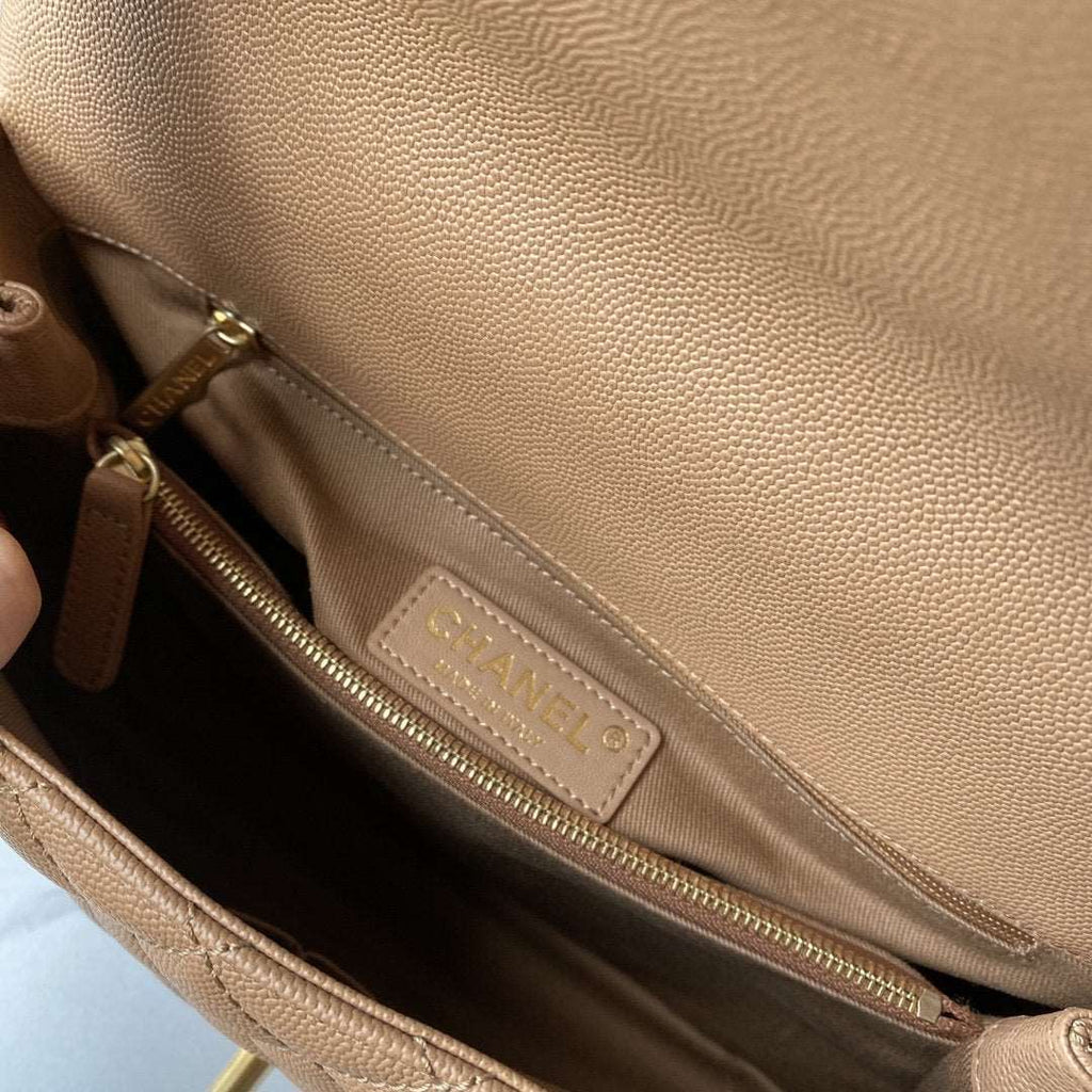 flap-bag-with-top-handle-2 Handle