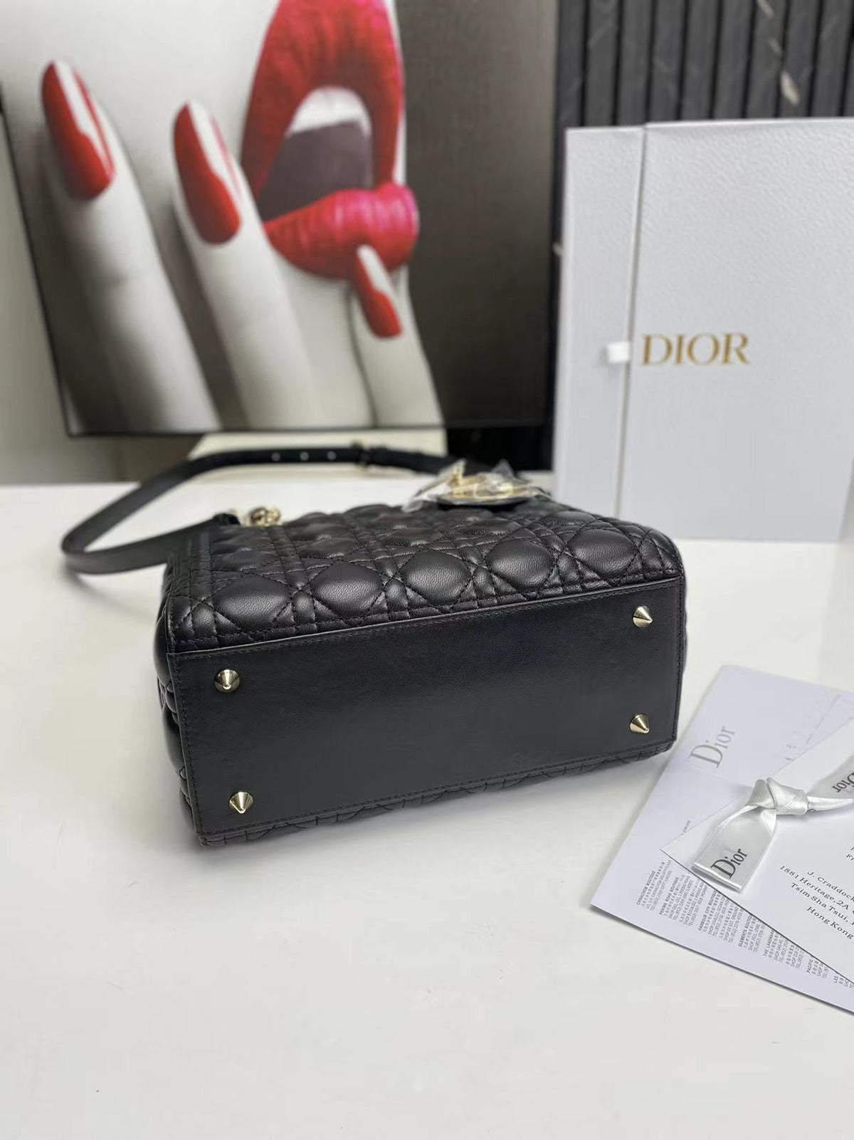 dior-lady-medium-black-bag-24cm Handle