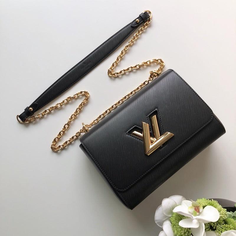 louis-vuitton-twist-belt-chain-wallet Crossbody